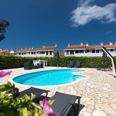 Holiday Home Ore Малинська Екстер'єр фото